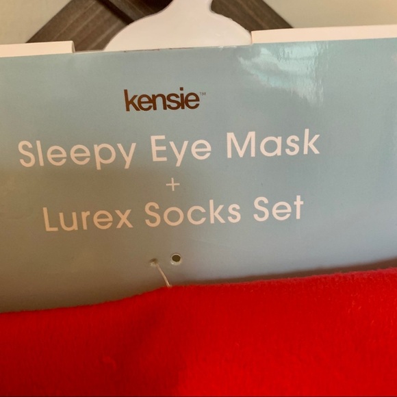 Children’s Christmas Eye mask and Sock Set - Picture 4 of 5